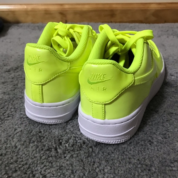 Nike Air Force LV8 - Picture 6 of 7